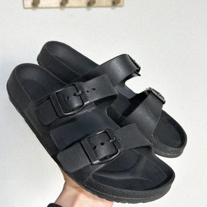 Women’s Sandals